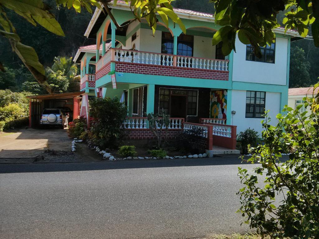 Mainroad Suite Calibishie Exterior foto
