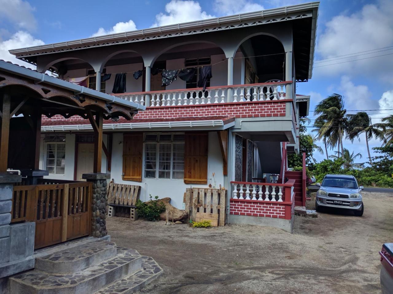Mainroad Suite Calibishie Exterior foto