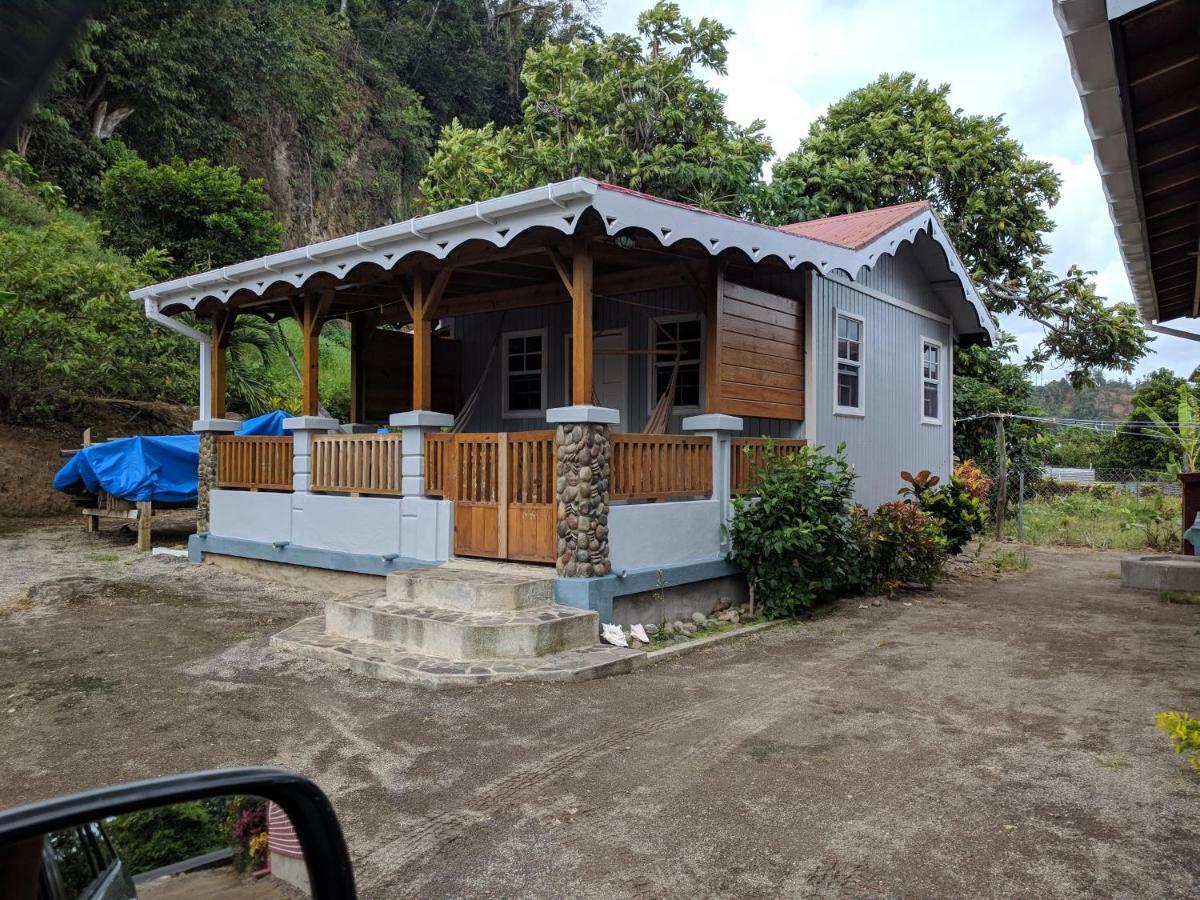 Mainroad Suite Calibishie Exterior foto